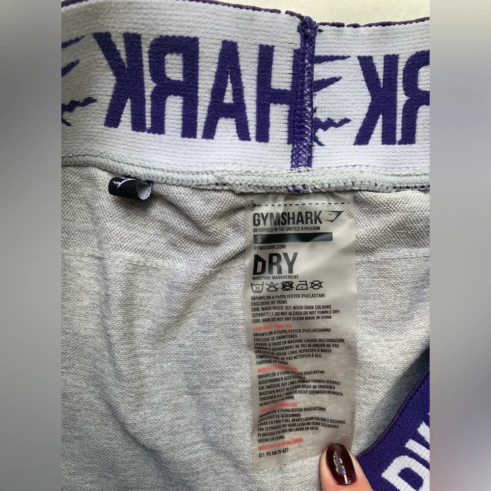 Gymshark Dry Moisture Management Legging - Picture 5 of 7